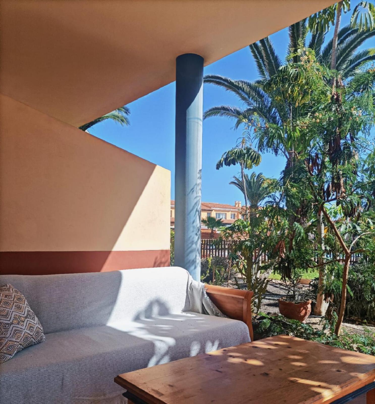 Apartment Casa Anita, Pool Sea And Surf In *